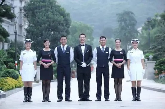 罗定碧桂园 江景美宅与天墅盛启，尊贵物业护航